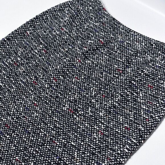Lafayette 148 New York Black Wool Blend Tweed Style Pencil Skirt Women's Size 4 - Picture 3 of 11